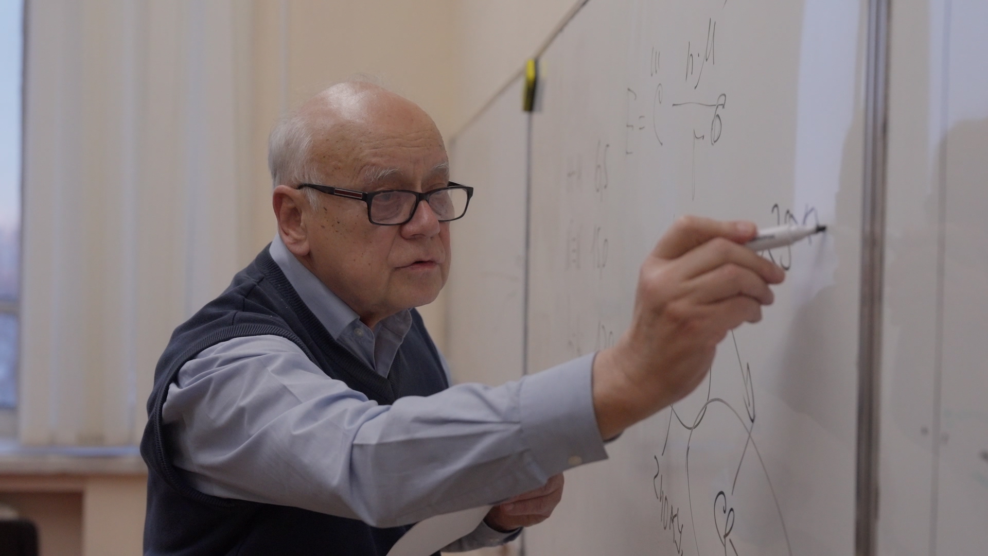 Интервью с профессором, д.х.н. Дмитрием Анатольевичем Леменовским